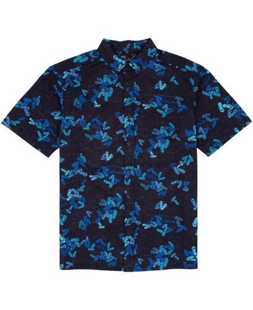 10 Matching Hawaiian Outfits for Couples, Families & Groups 1 Kahala Aloha Shirt